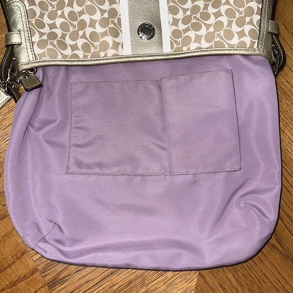 COACH Chelsea Heritage Stripe Hobo/Shoulder Bag - Picture 16 of 17